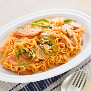 サッポロ一番で喫茶店のナポリタン