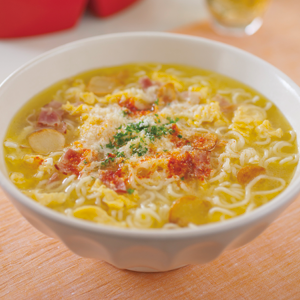 スペイン風にんにくスープ塩らーめん