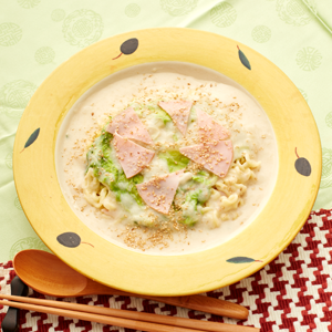 ハムと白菜重ねの中華クリーム麺