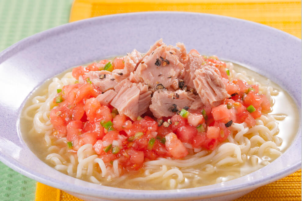 ツナのトマト ドレッシングラーメン