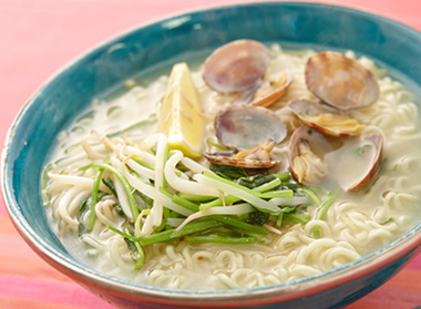 あさりの塩エスニックスープ麺