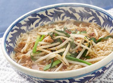 ピリ辛しょうゆの台湾ラーメン