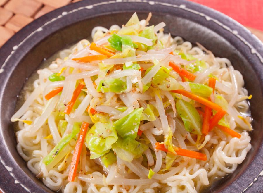 野菜のナムルラーメン