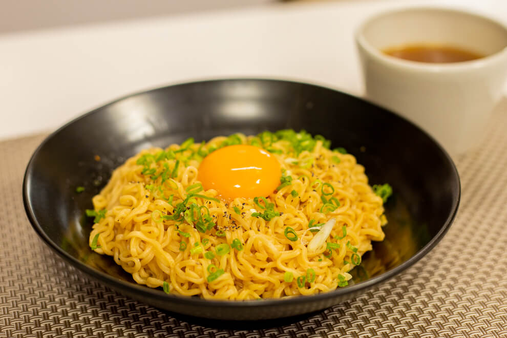 簡単やみつきサッポロ一番油そばレシピ特集 サンヨー食品 簡単やみつきサッポロ一番油そばレシピ特集 サンヨー食品