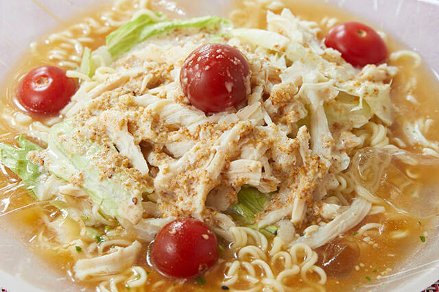 サラダチキンで簡単！バンバンジー麺