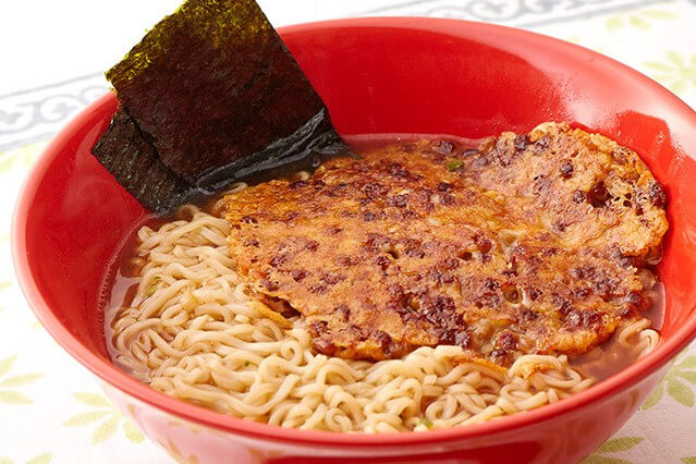 焼きチーズ納豆トッピング麺