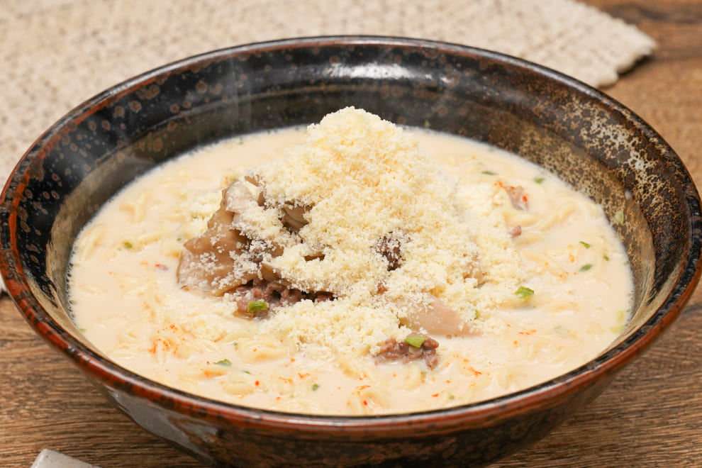 【エチゴ一番】新潟の粉雪舞うチーズみそラーメン