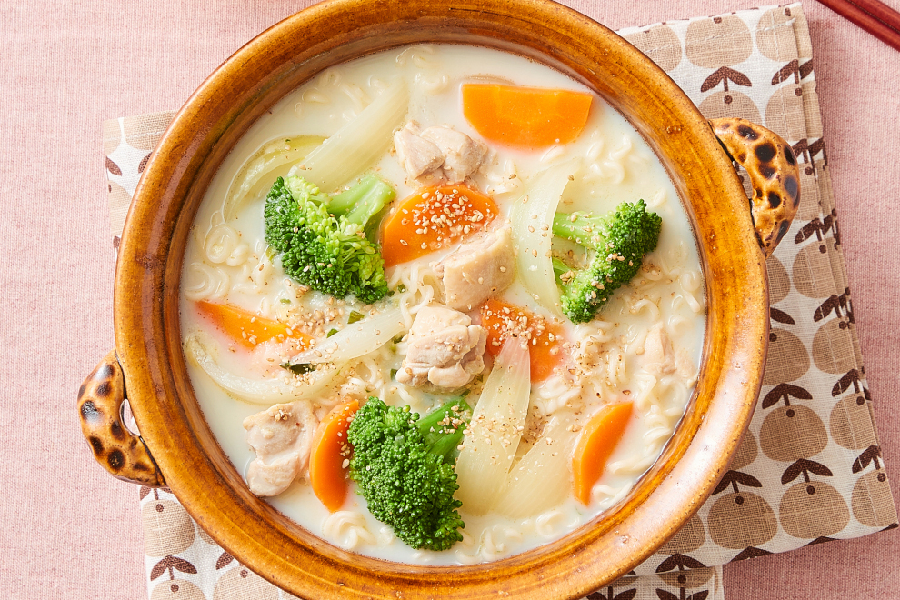 クリーミーで温まる豆乳シチューラーメン