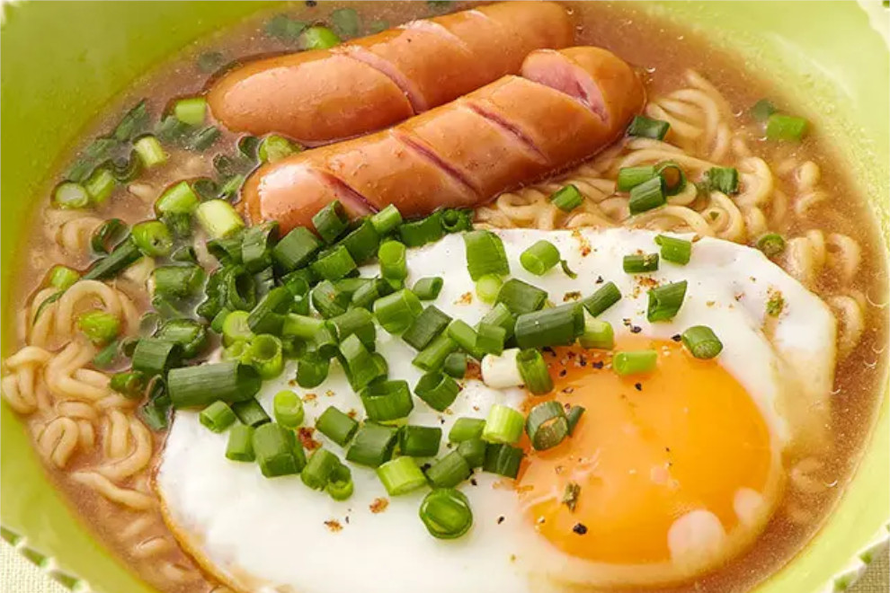 上から見たら朝ごはん！ラーメン