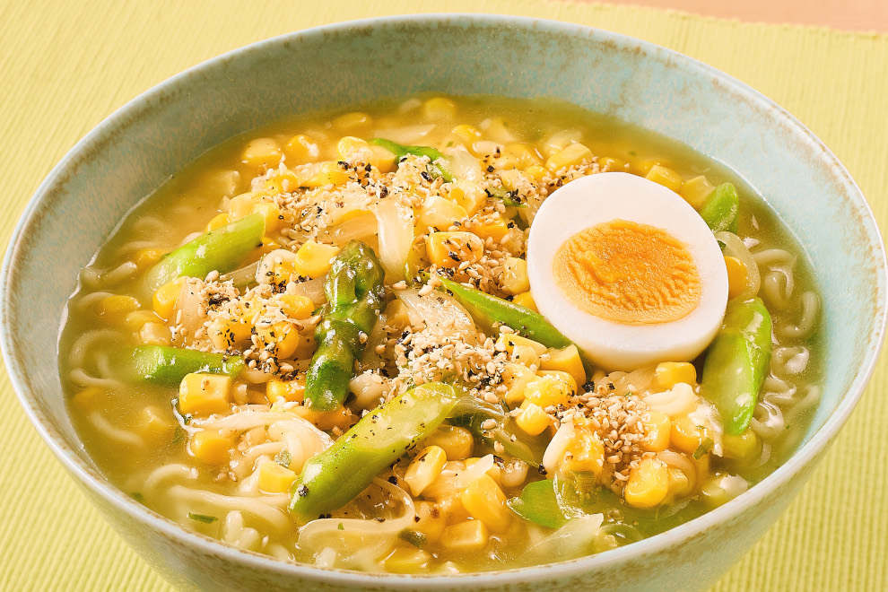 アスパラコーンのとろ塩らーめん